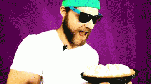 Noi di Springmachine che consumiamo con classe una porzione di Key Lime Pie.